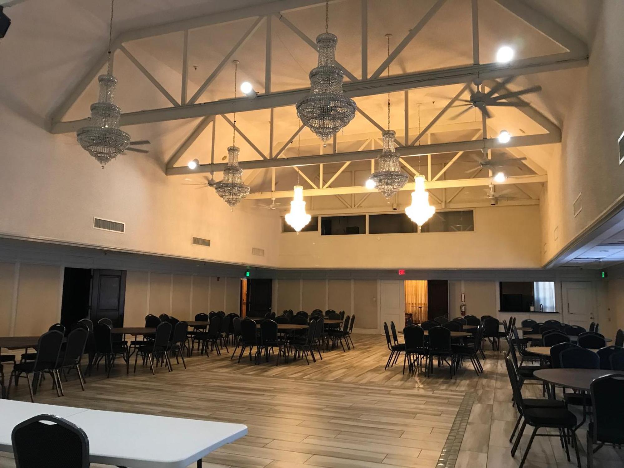 Columbia Lakes Hotel & Conference Center West Columbia Экстерьер фото