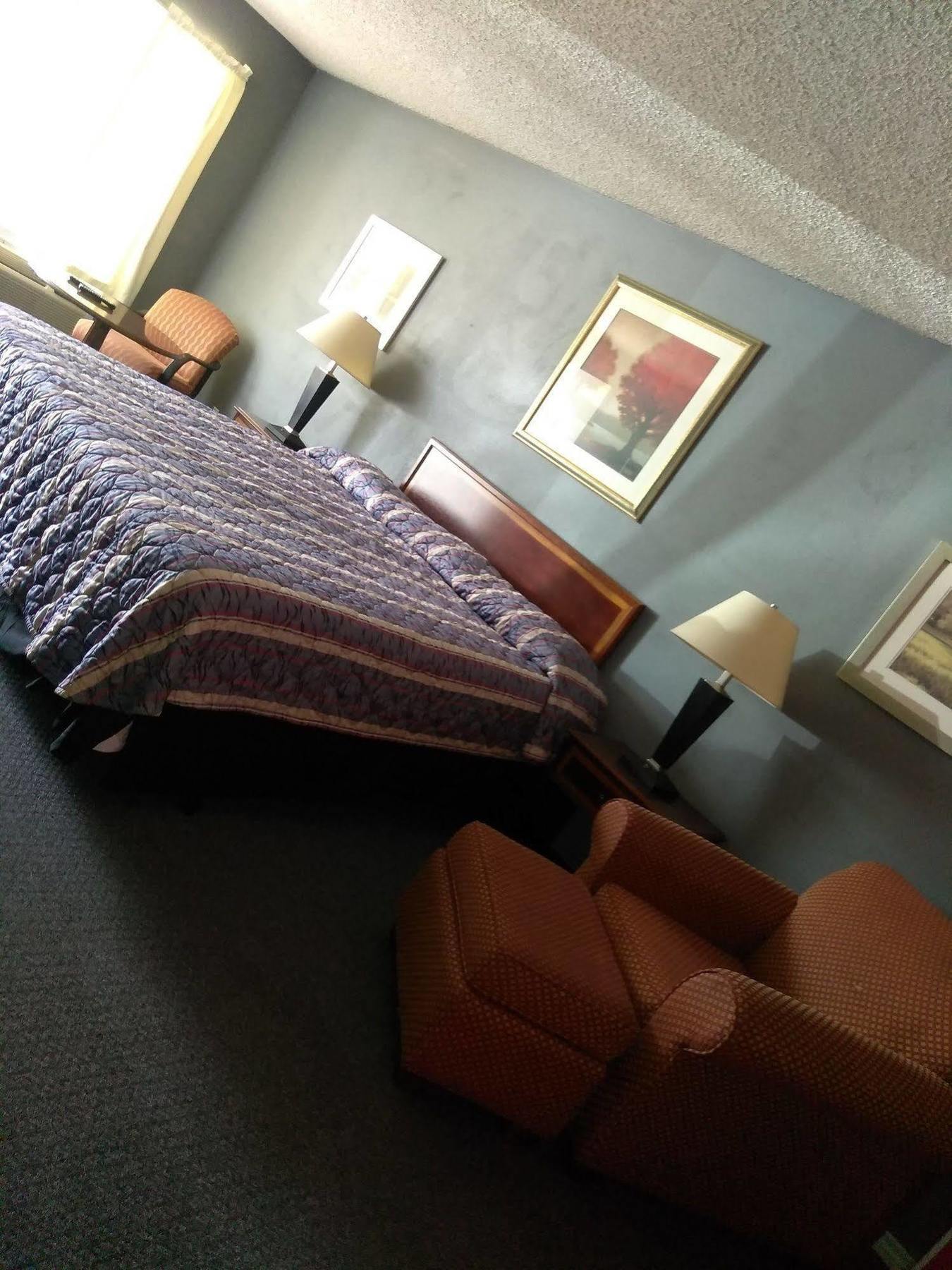 Columbia Lakes Hotel & Conference Center West Columbia Экстерьер фото
